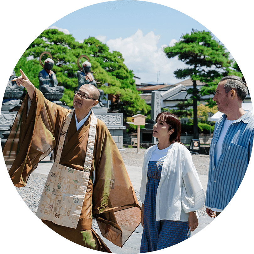 The elegance of visiting National Treasure Zenkoji Temple - Special experience of vegetarian cuisine, sutra copying, and special prayers